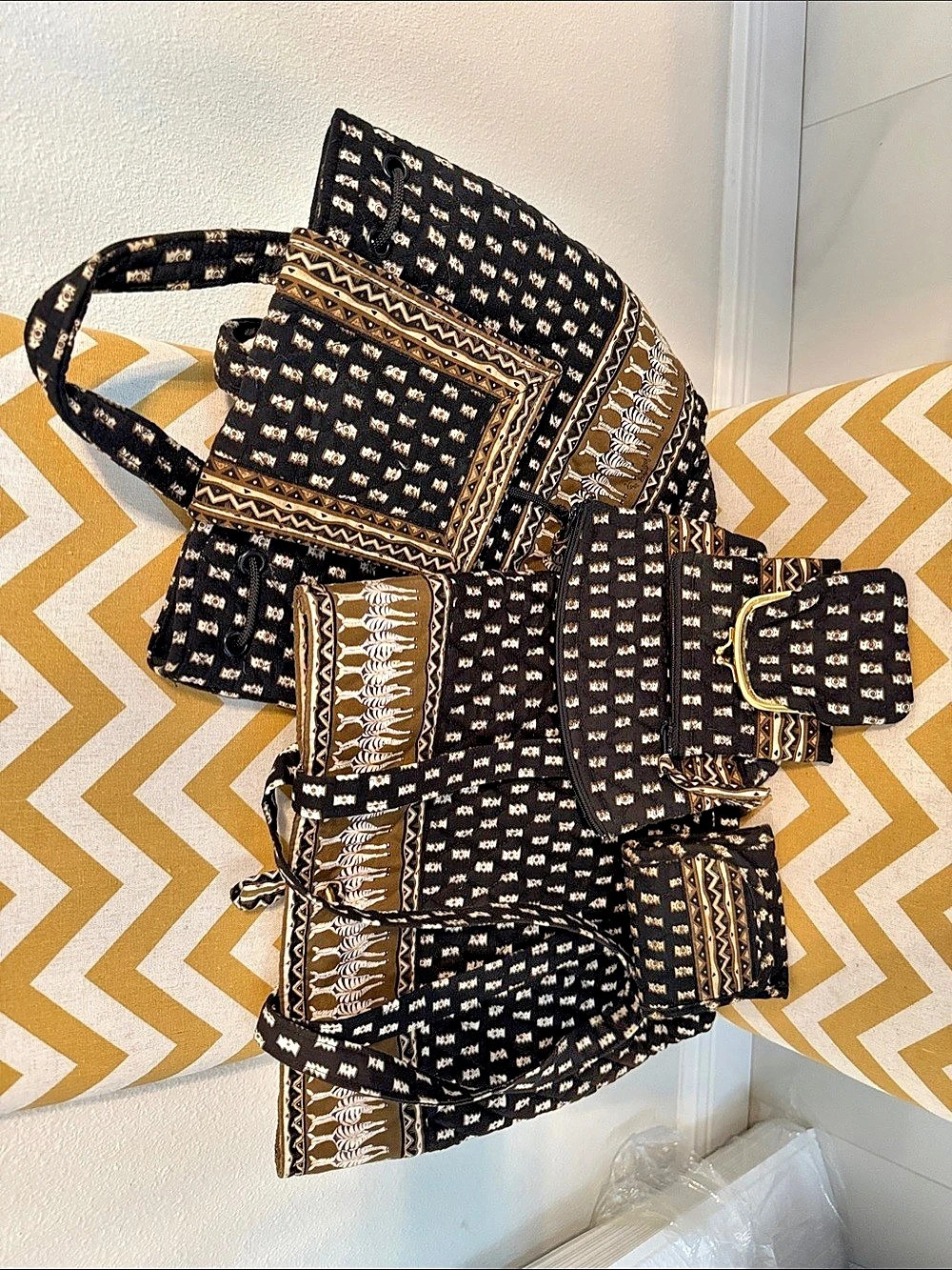 Vera Bradley Vintage Travel Bag Set in Black & Brown
